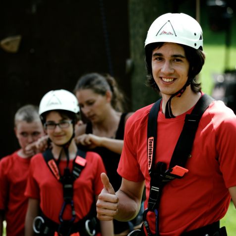 Familientraining im Hochseilgarten 
- 
Naturbursch Training Riegersburg - Teamtraining, Kletterkurse, Hochseilgarten